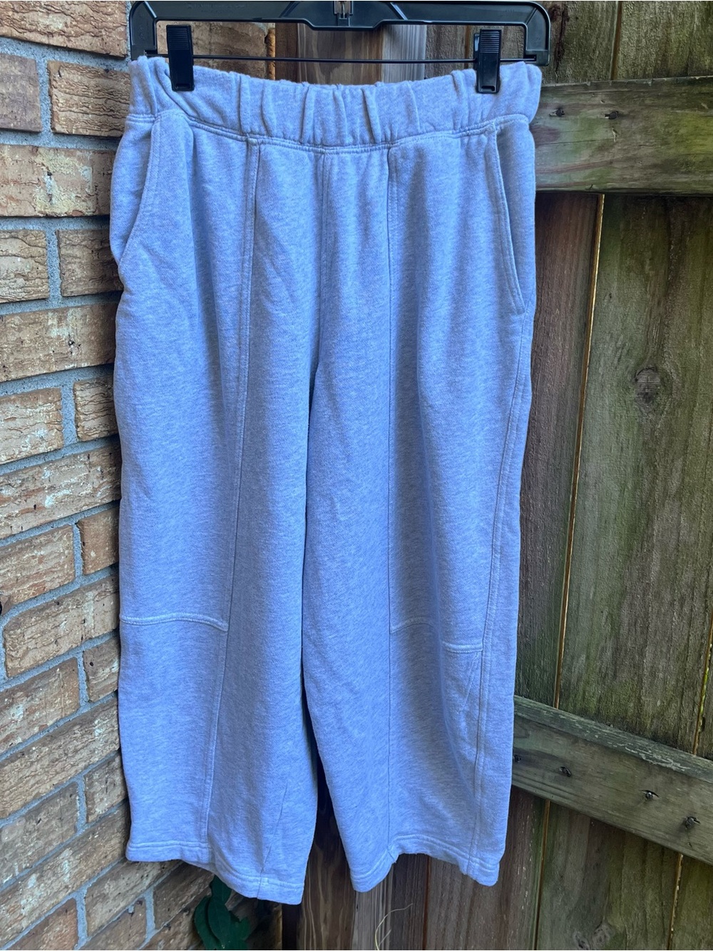 Aerie Barrel Leg Sweatpants in Light Gray